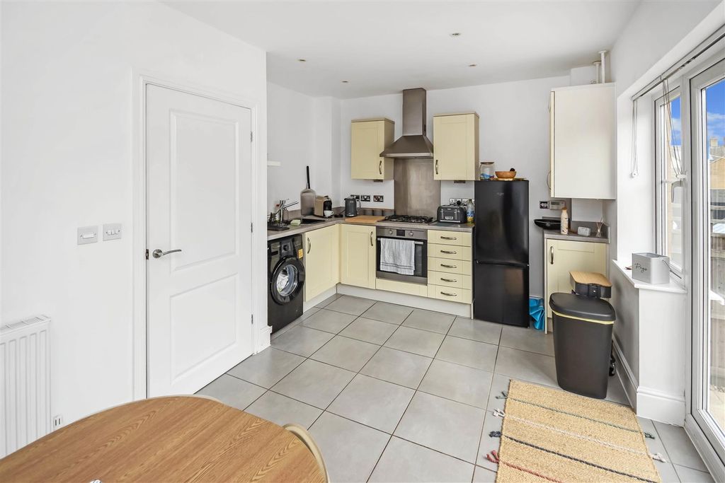 Property photo 3 of 19 Dsc_0406 (1).Jpg