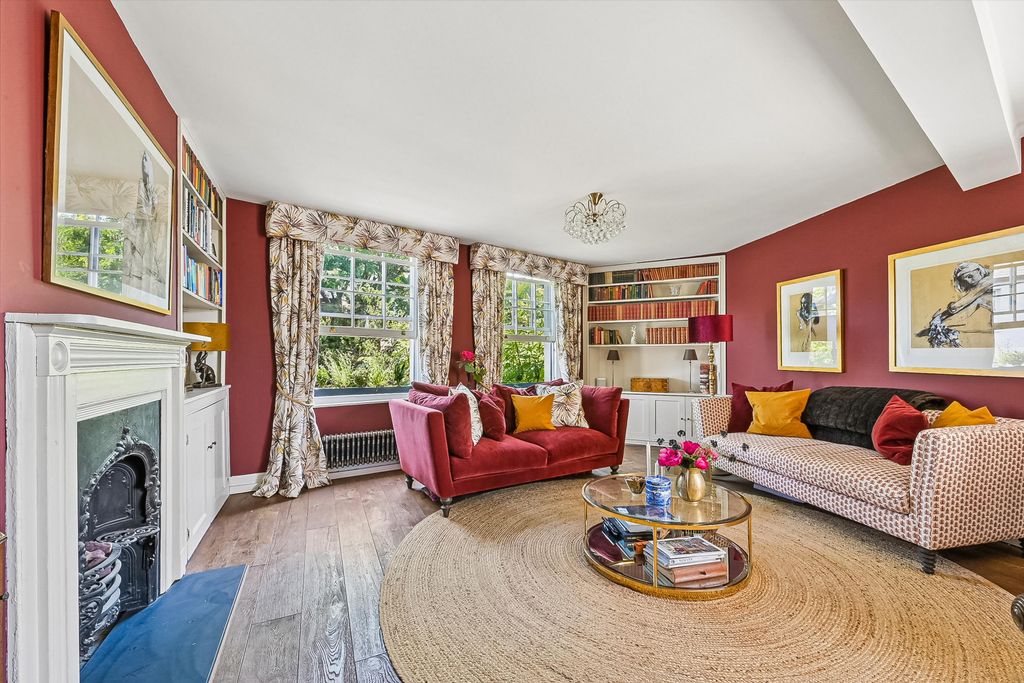 Property photo 1 of 12 Image