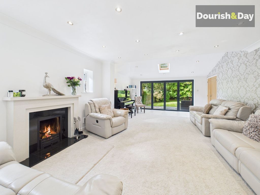 Property photo 2 of 29 Living Room