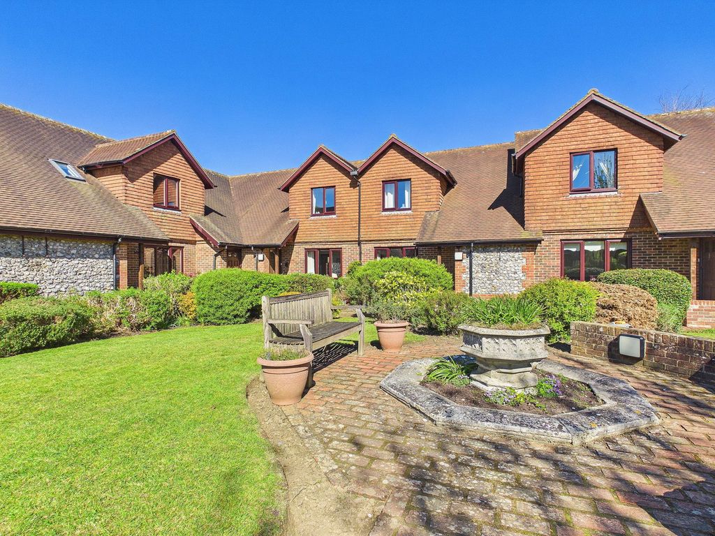 Property photo 1 of 24