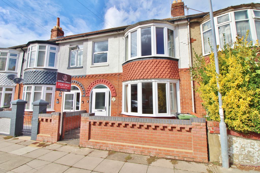 Property photo 1 of 18
