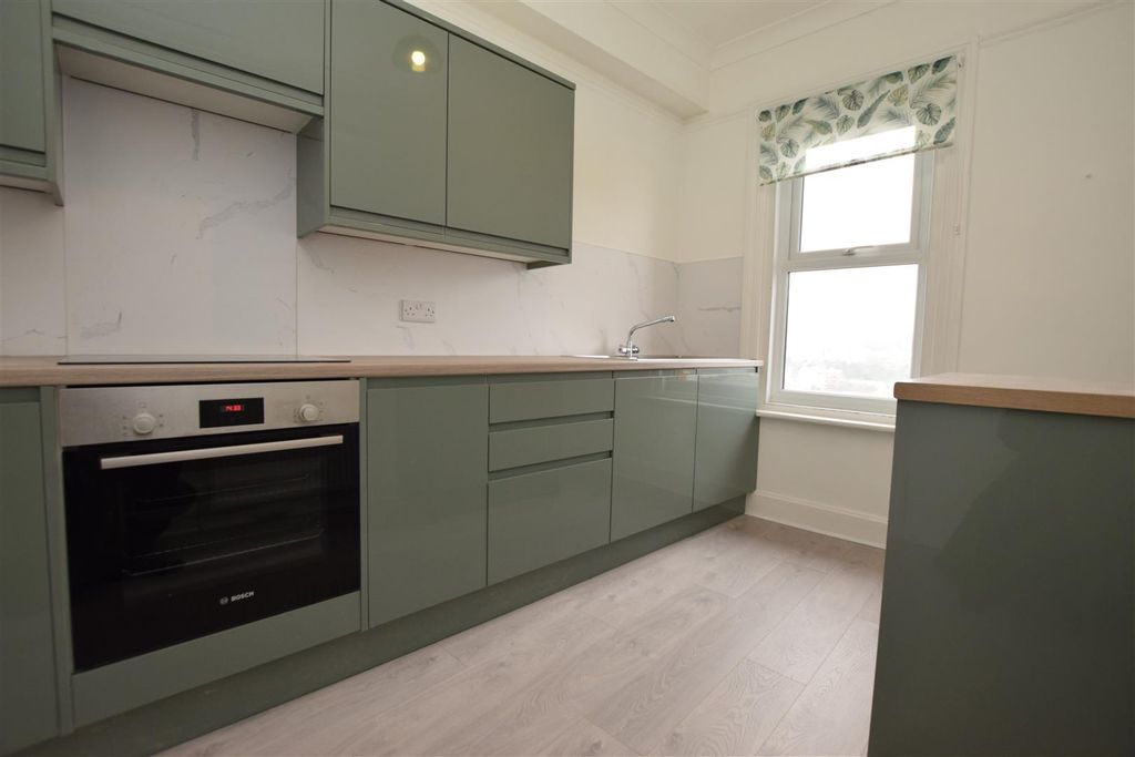 Property photo 2 of 10 Dsc_0126.Jpg