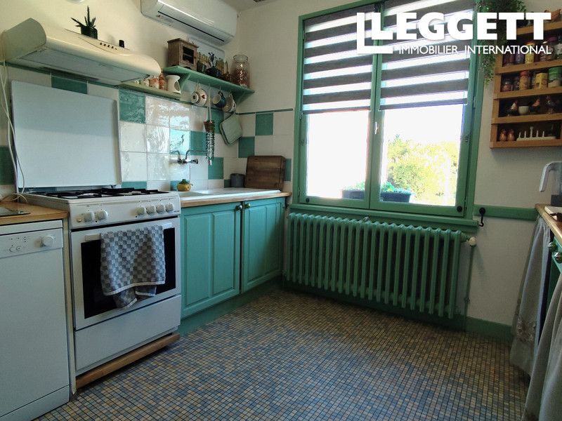 Property photo 2 of 10