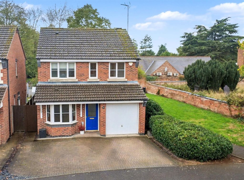 Property photo 1 of 28