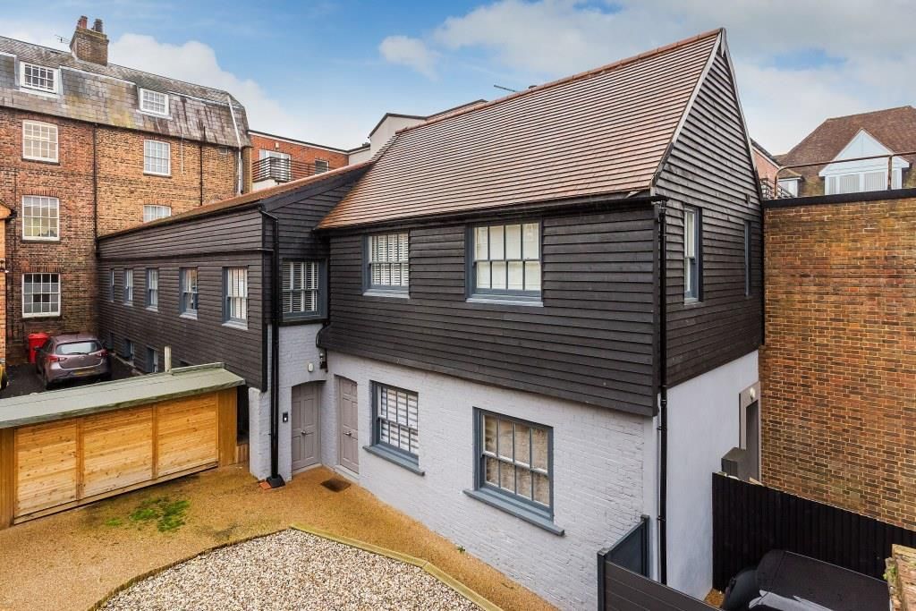 Property photo 1 of 12 4-Kian-Court-18.Jpg