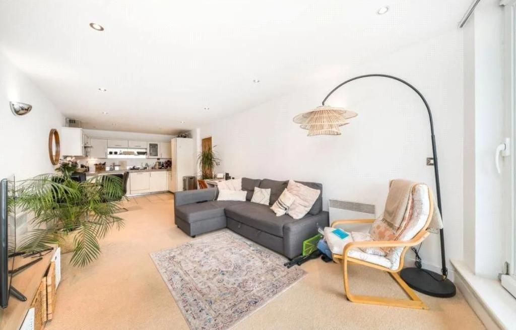 Property photo 3 of 6 Photo 3