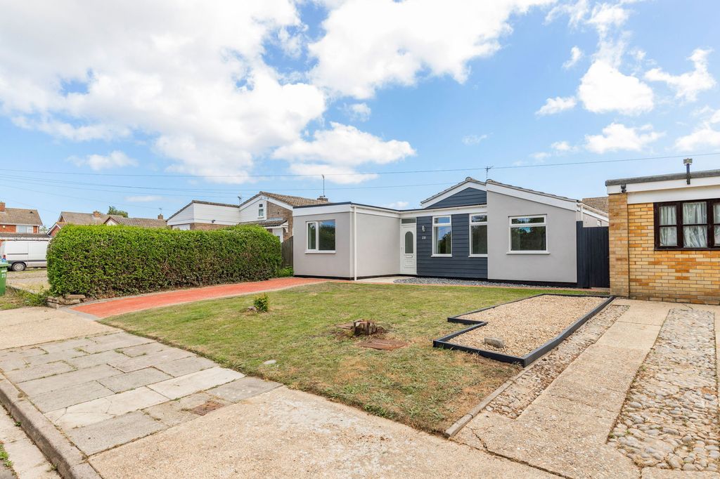 Property photo 2 of 24