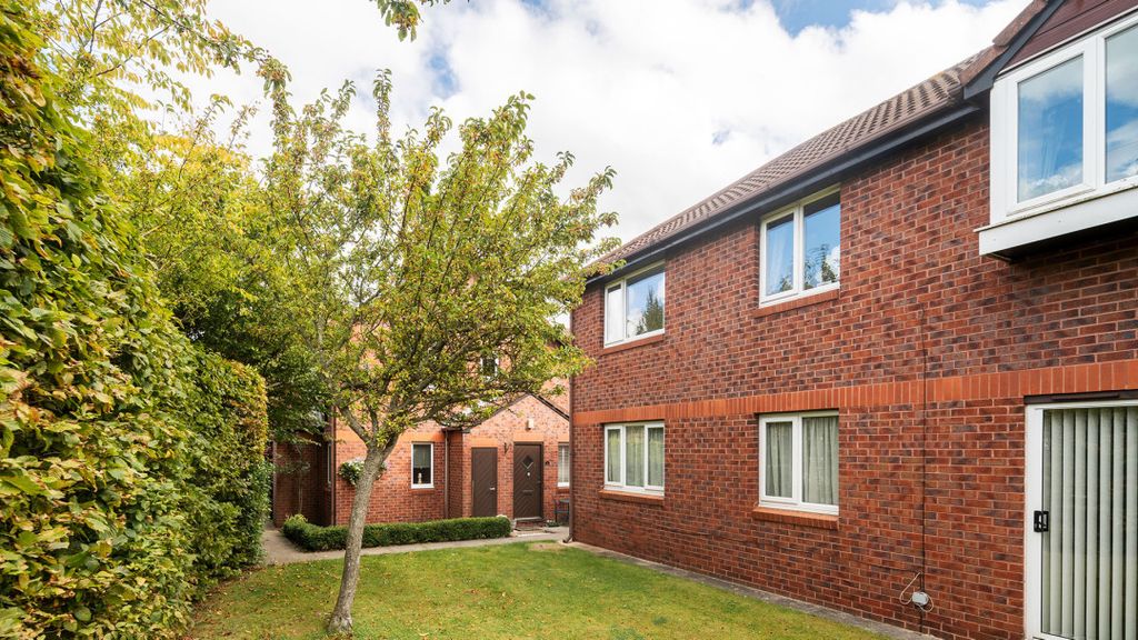 Property photo 3 of 18