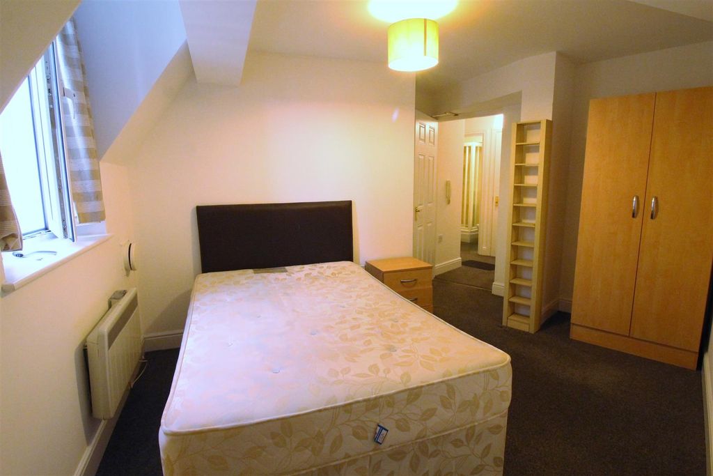 Property photo 2 of 5 Img_2404.Jpg