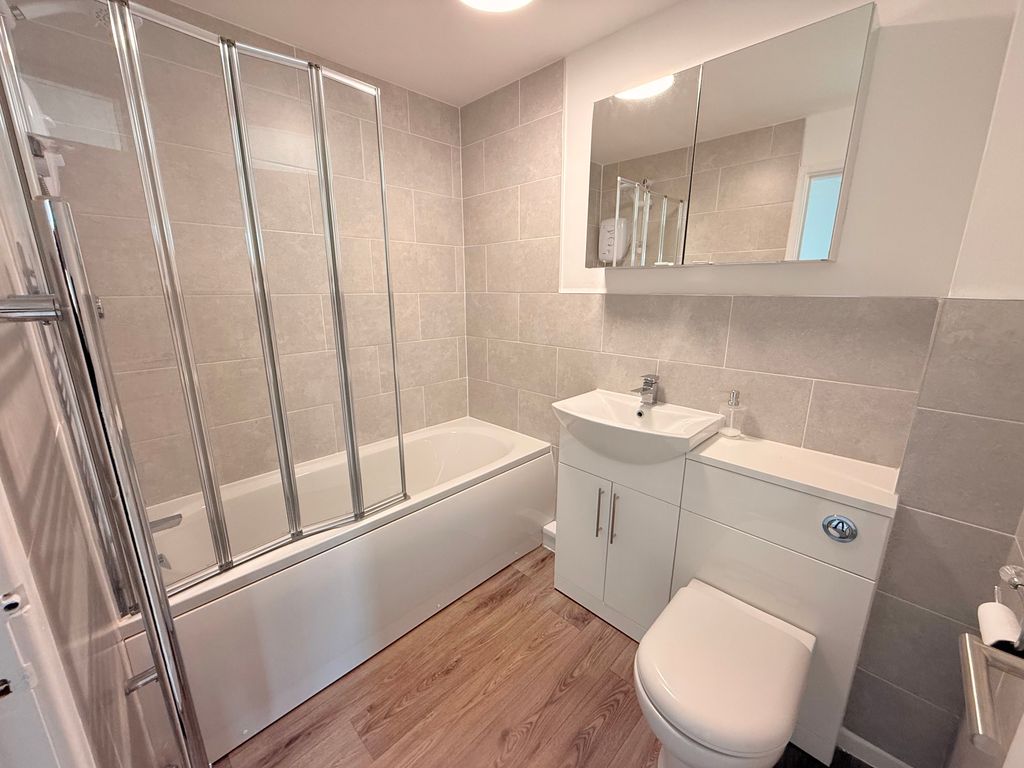 Property photo 2 of 14 Image