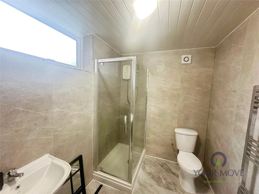 Property photo 3 of 15 Gr Floor Shower Rm