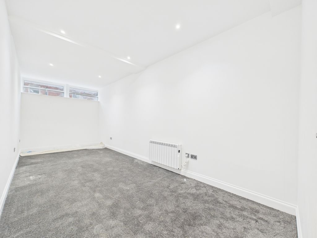 Property photo 3 of 4 Example Room