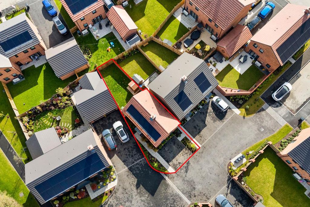 Property photo 3 of 22