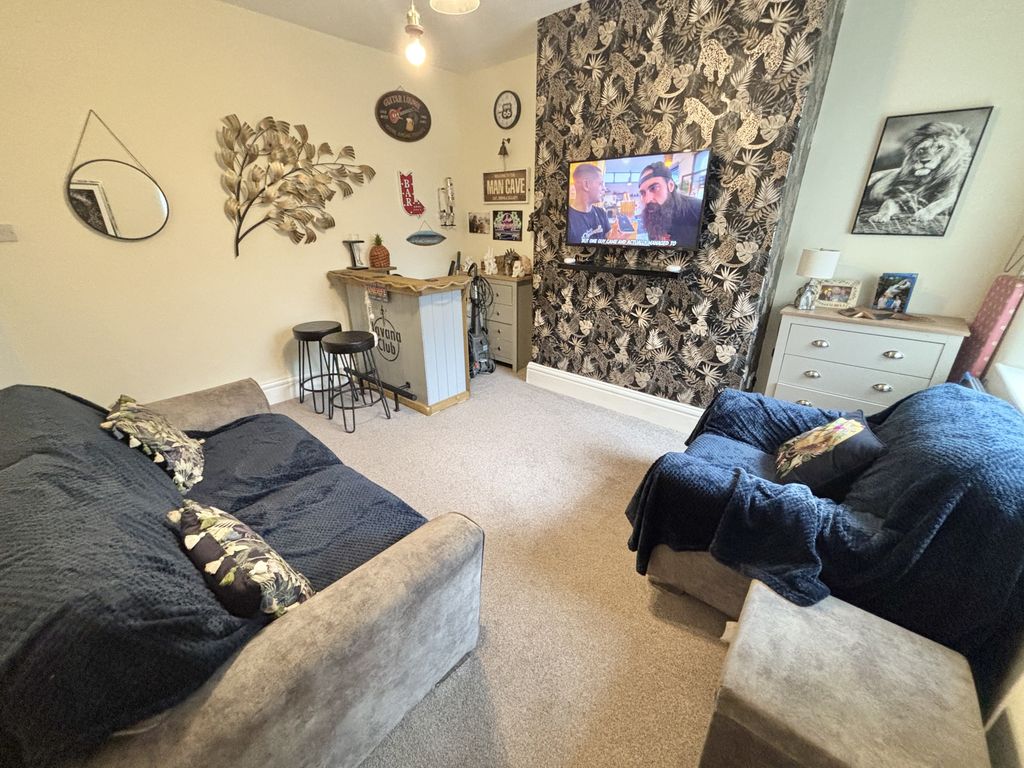 Property photo 3 of 24