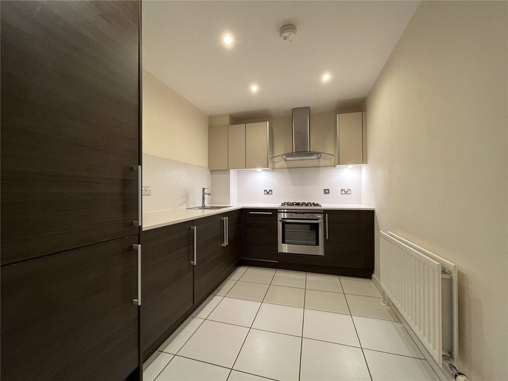 Property photo 2 of 12 Picture No. 13