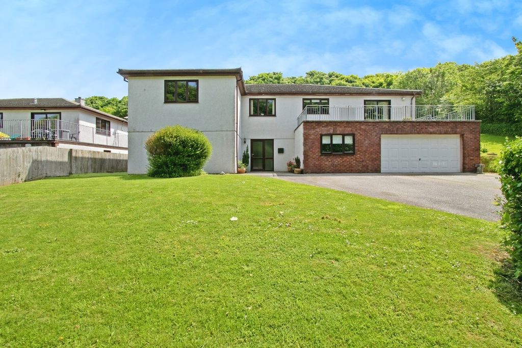 Property photo 1 of 26