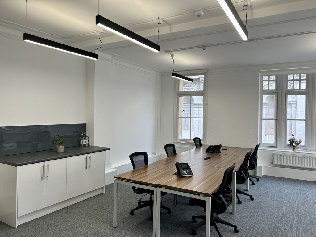 Property photo 1 of 12 Blackwell House Is An Inigo Centre