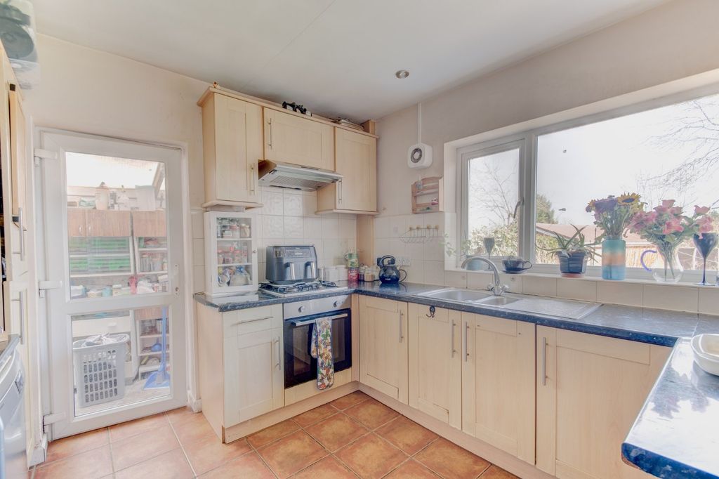 Property photo 3 of 13 Picture No. 06
