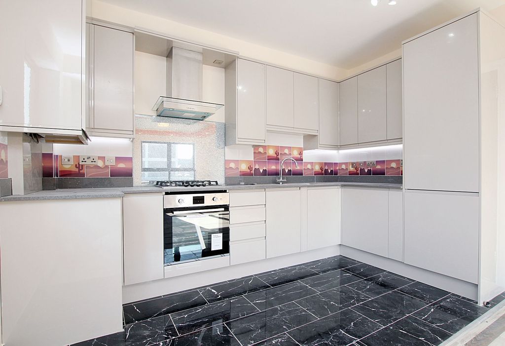 Property photo 2 of 12 Open-Plan Kitchen