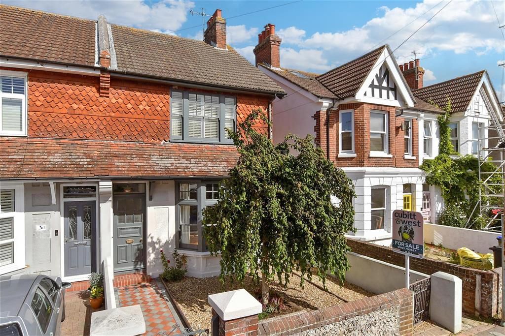 Property photo 1 of 17 External (Brochure) 1