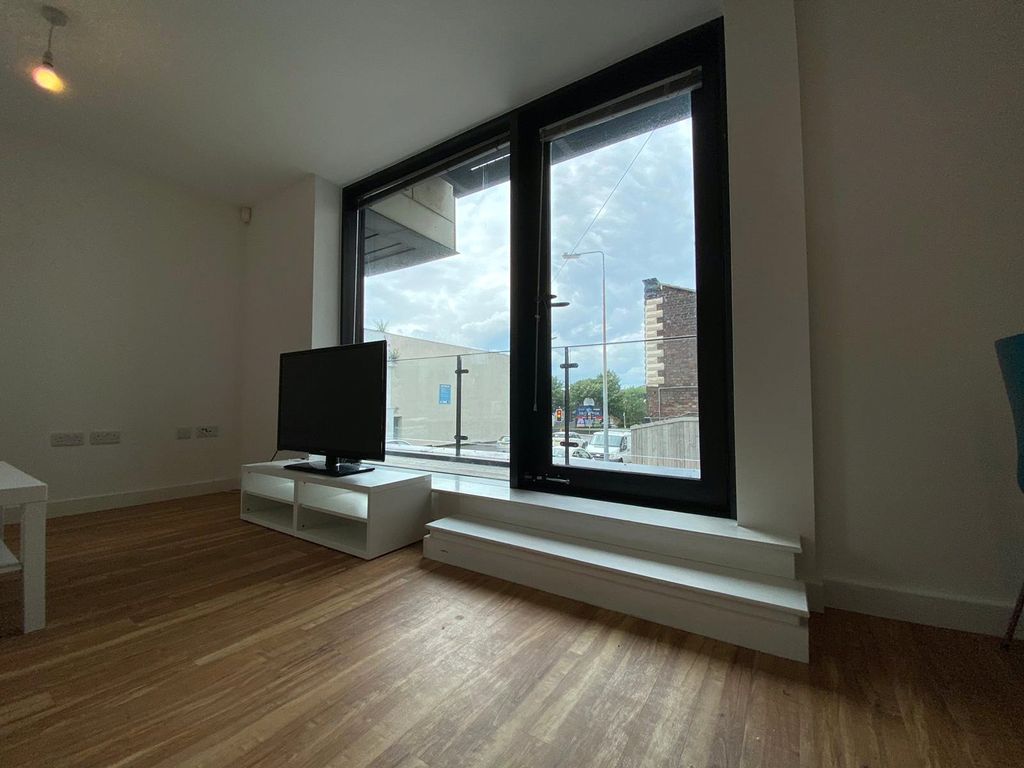 Property photo 3 of 11 Picture No. 05