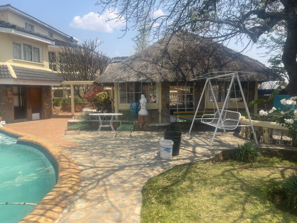 Property photo 2 of 30