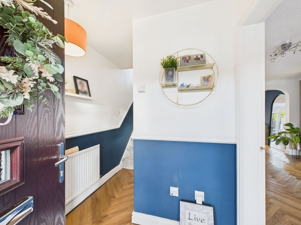 Property photo 2 of 26