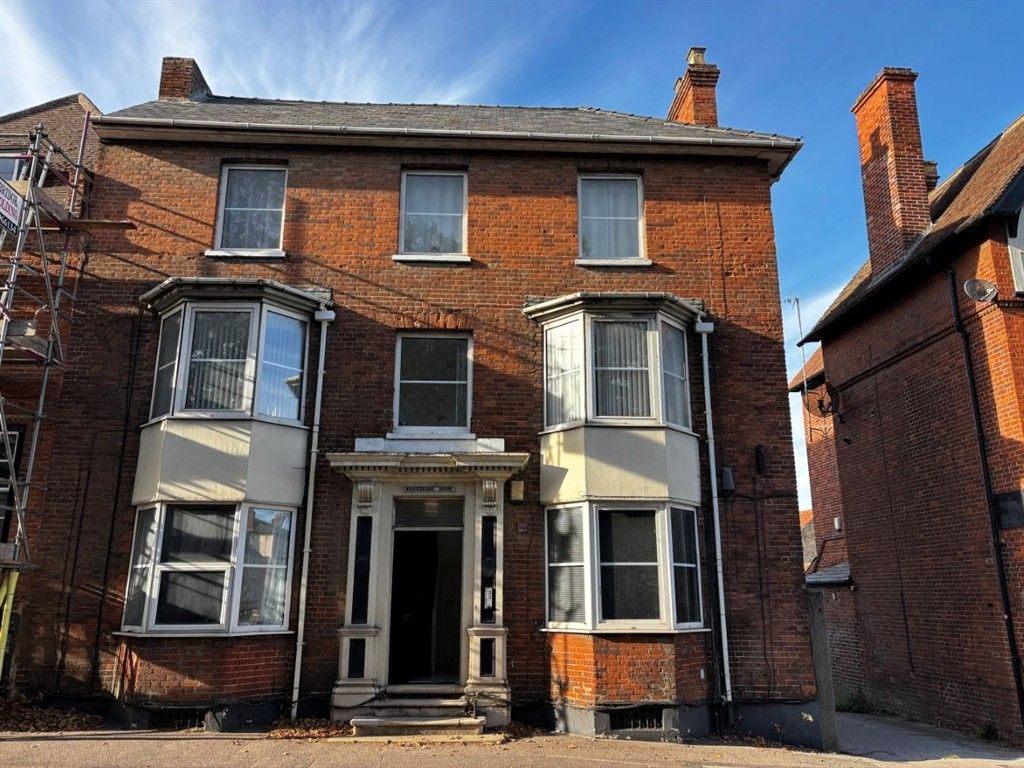 Property photo 1 of 7