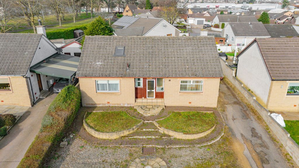 Property photo 1 of 36