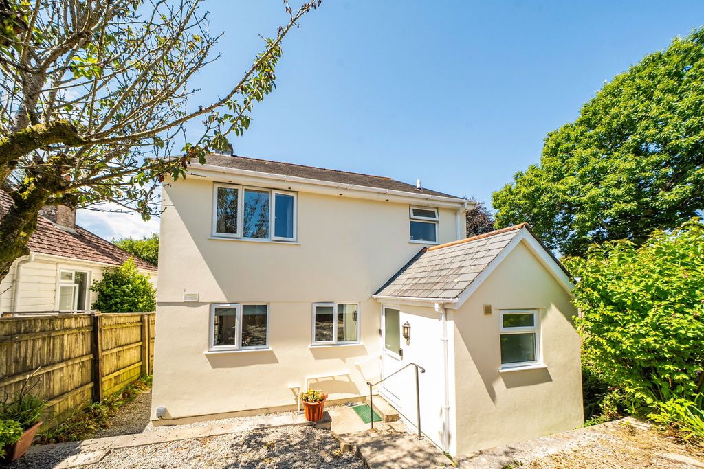 Property photo 1 of 15
