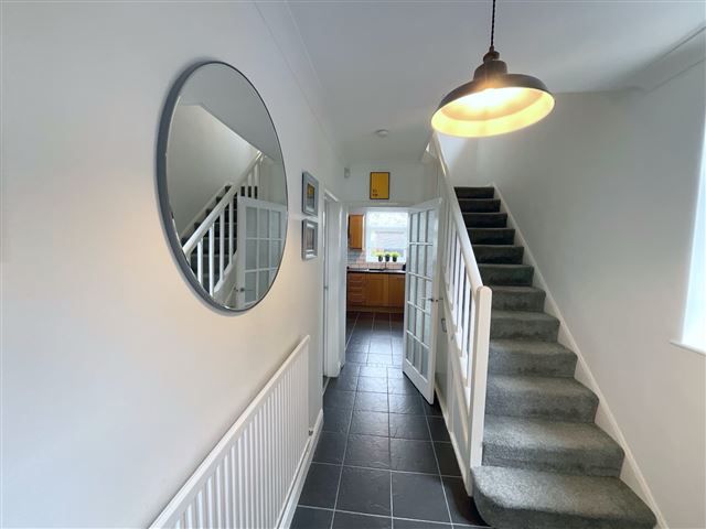 Property photo 3 of 21 Hallway