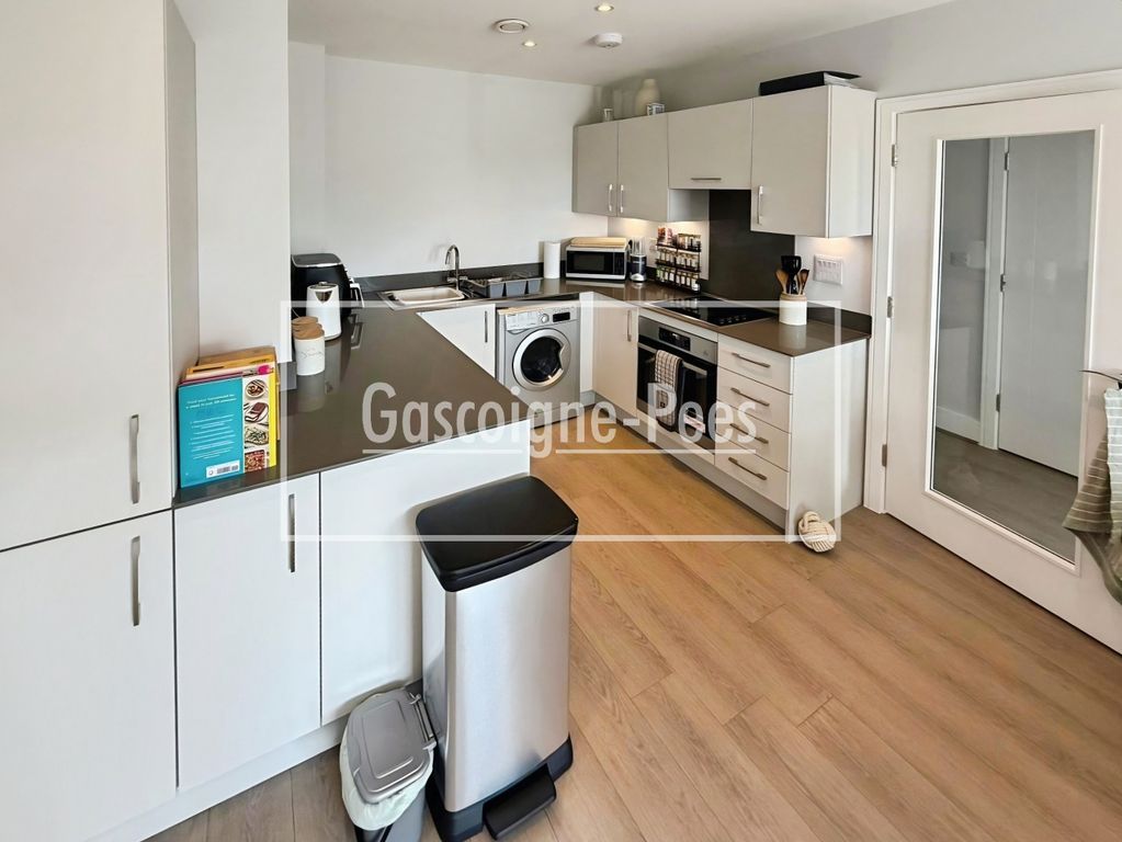 Property photo 3 of 9