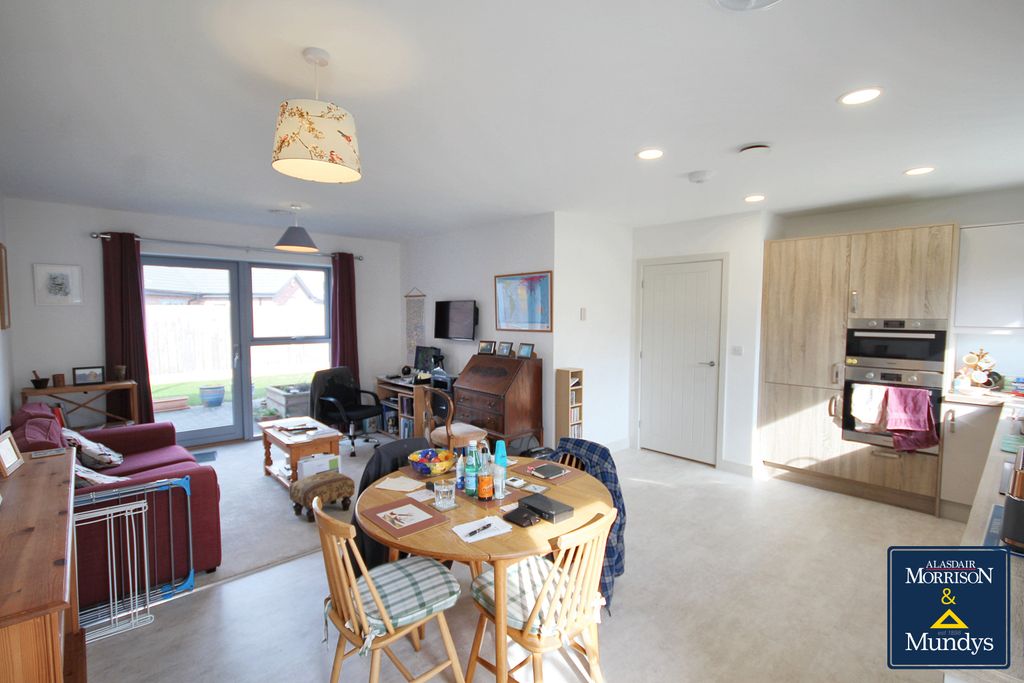 Property photo 3 of 11 Kitchen Diner Living Room