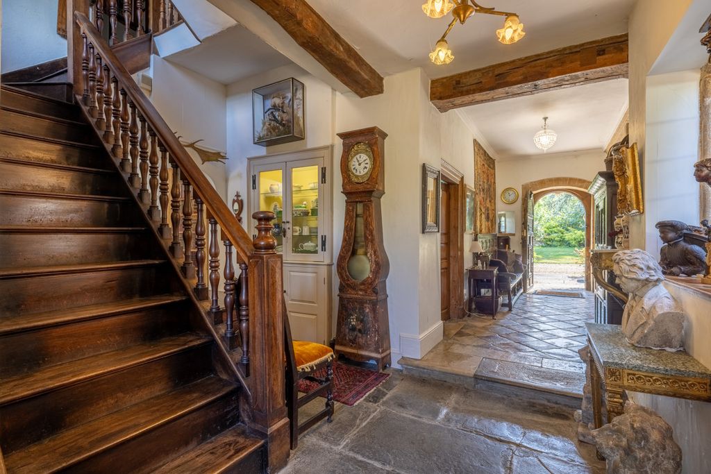 Property photo 2 of 24 Reception Hall