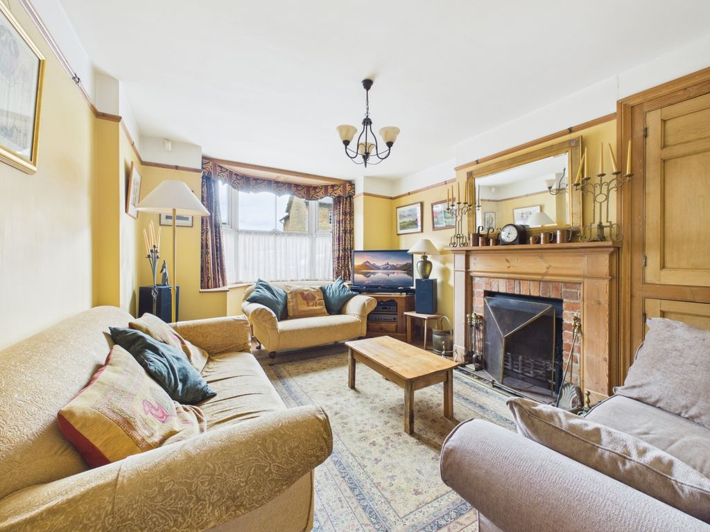 Property photo 3 of 27 3
