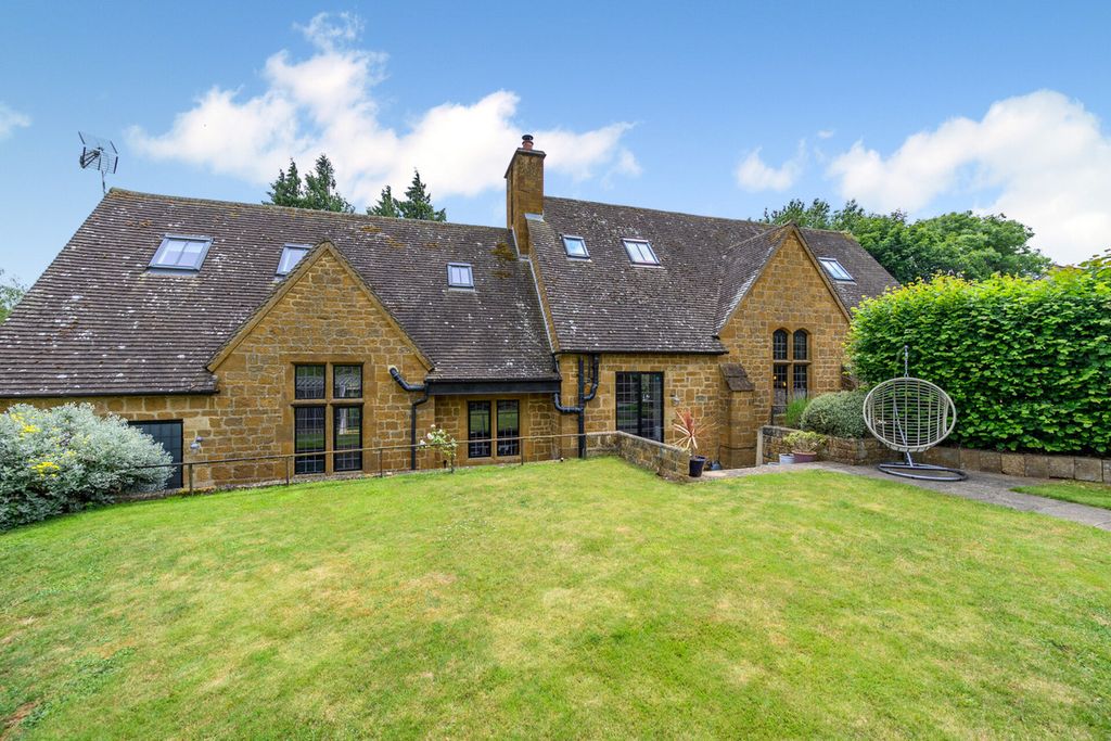 Property photo 1 of 22