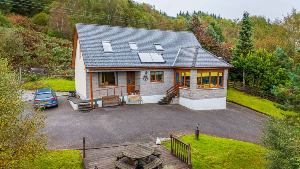 Property photo 1 of 38