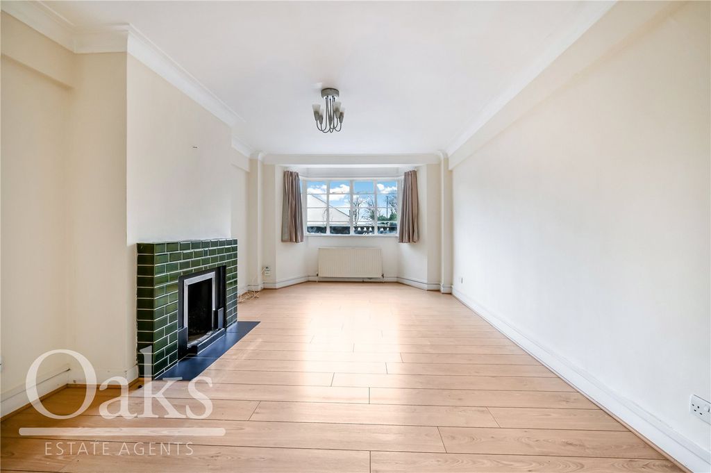 Property photo 2 of 8 Picture No. 04
