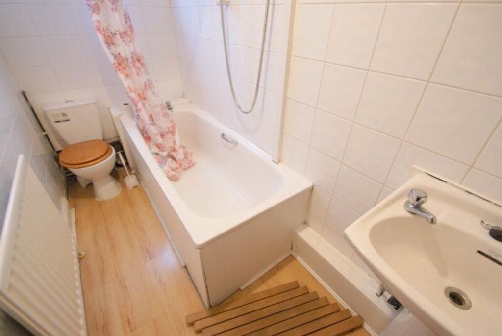 Property photo 3 of 5 Picture No. 05