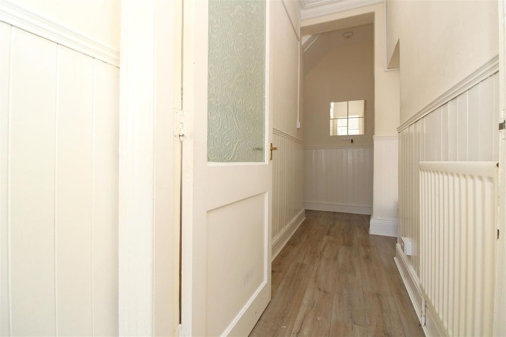 Property photo 2 of 12 Img_7875.Jpg