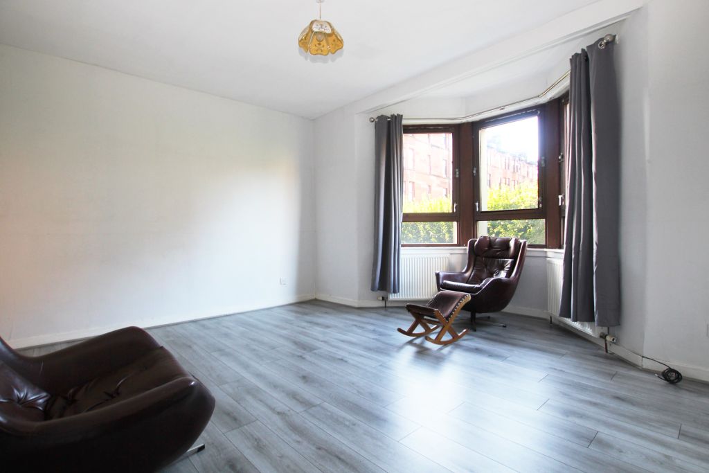 Property photo 3 of 8 Photo 3