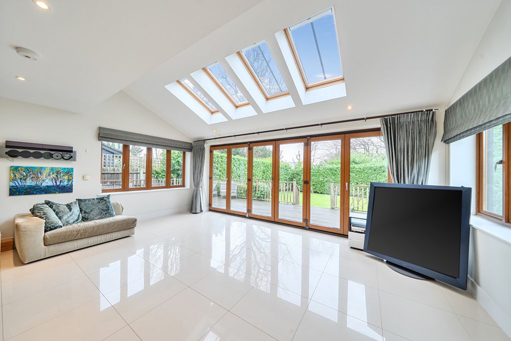 Additional image 22 of 4 bed terraced house for saleHigh Street, Pinner HA5