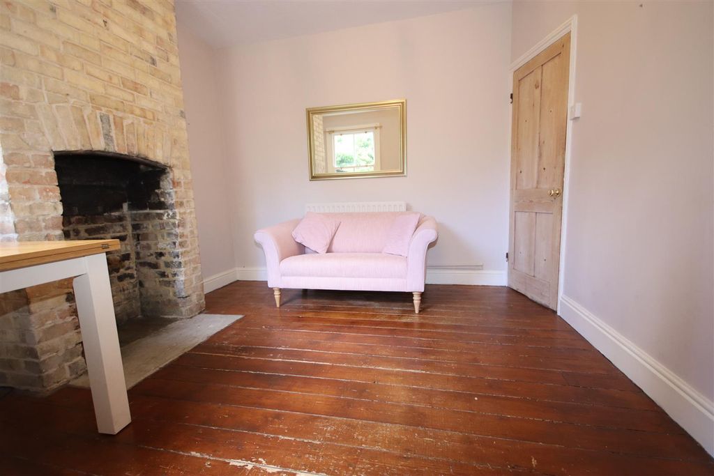 Property photo 2 of 10 Img_8484.Jpg