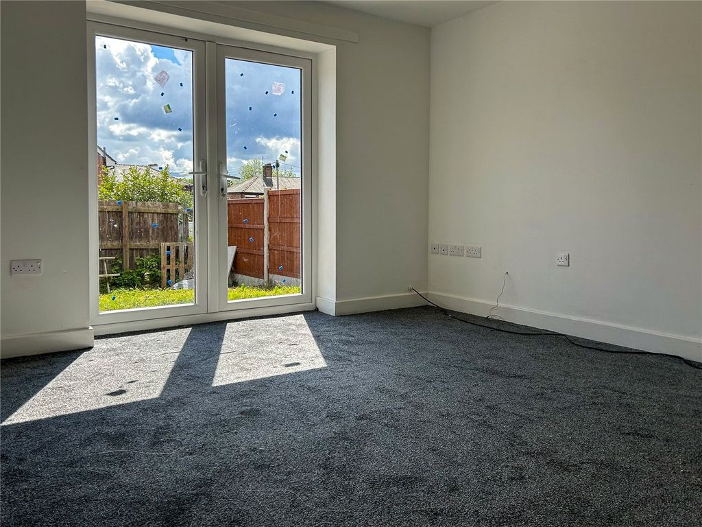 Property photo 3 of 20 Picture No. 17