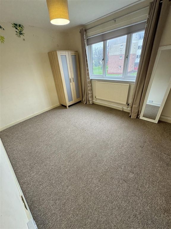 Property photo 2 of 8 Img_5977.Jpg