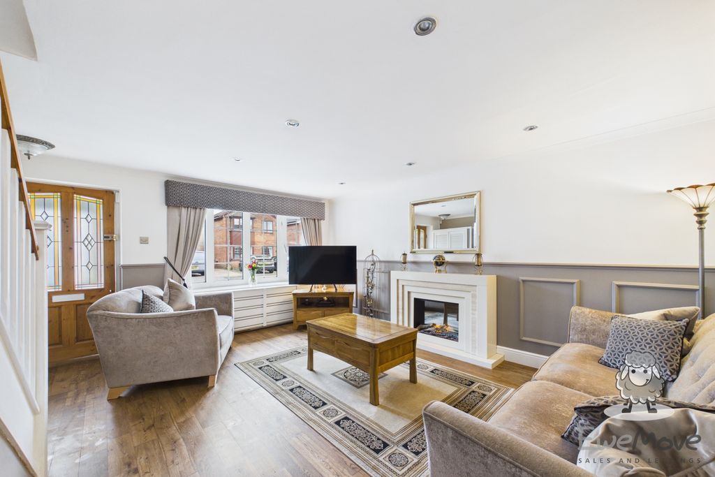 Property photo 2 of 16 17