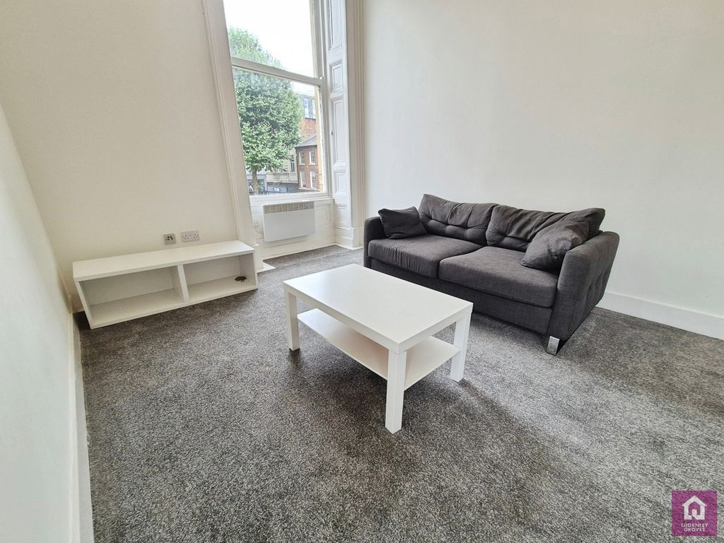 Property photo 2 of 13 Pbox-Img.Jpg