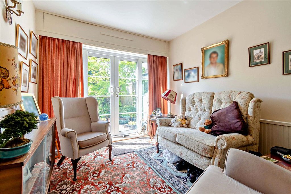Property photo 3 of 10 Picture No. 04