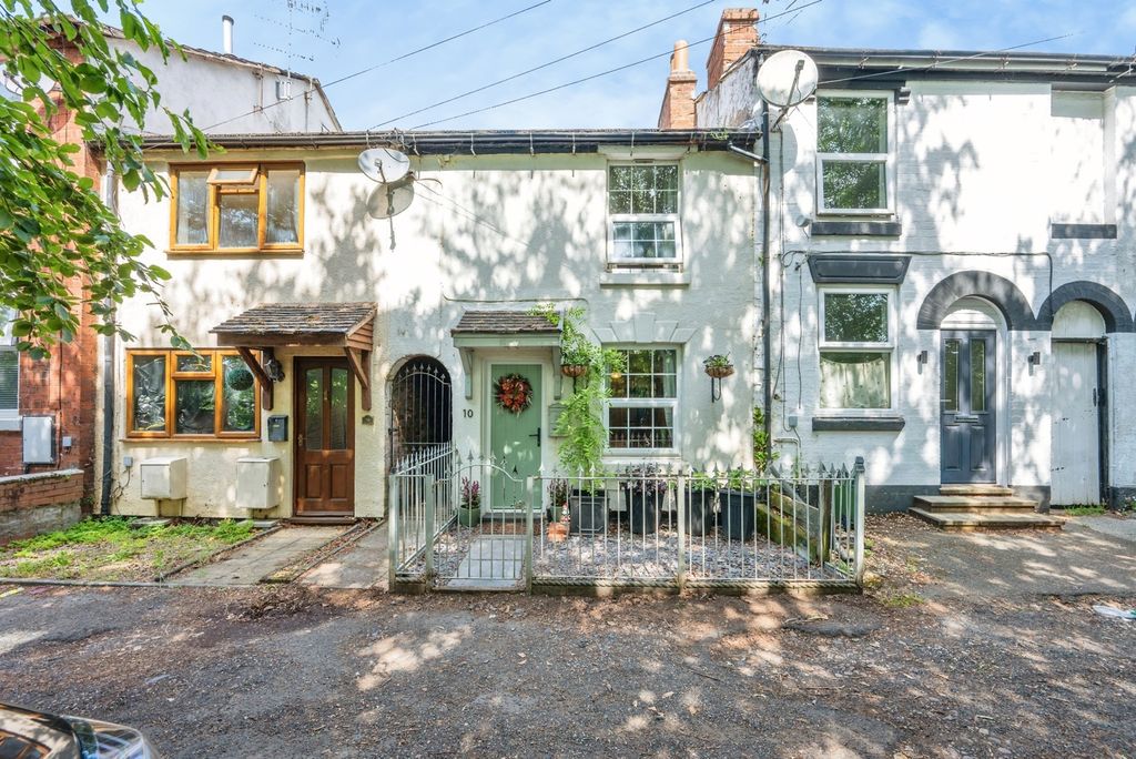 Property photo 1 of 16 Pbox-Img.Jpg