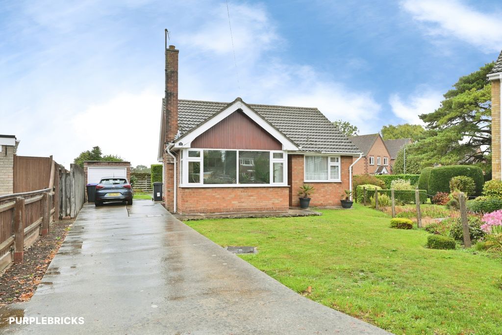 Property photo 1 of 19 Front View